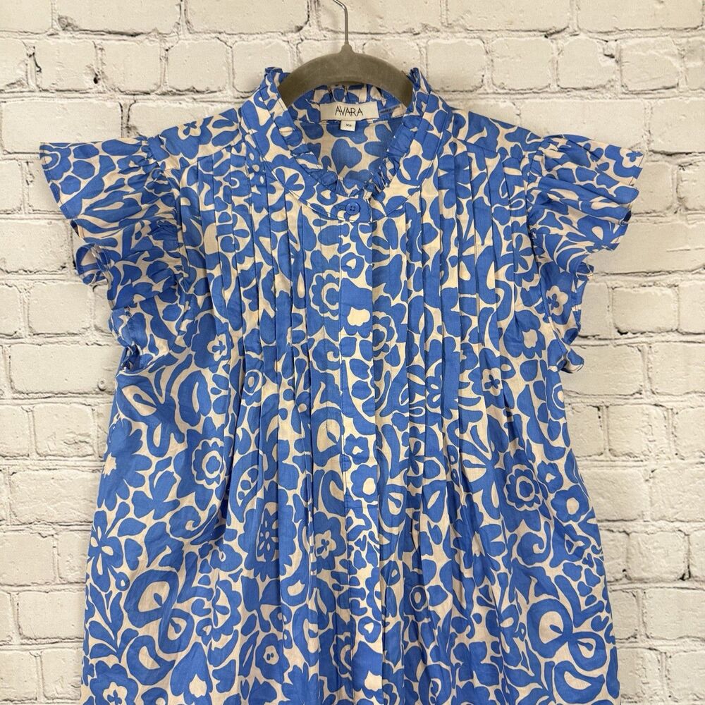 Avara Flutter Sleeve Pleated Blouse Women Size XS Blue White Cotton Button Front - Picture 3 of 12